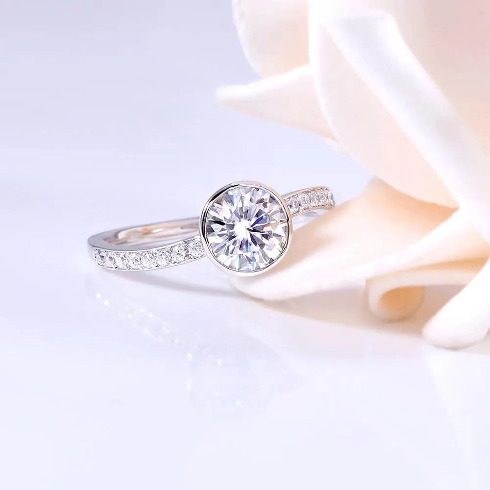 10k / 14k White Gold Moissanite Ring 1ct Center Stone Moissanite Engagement Rings & Jewelry | Luxus Moissanite