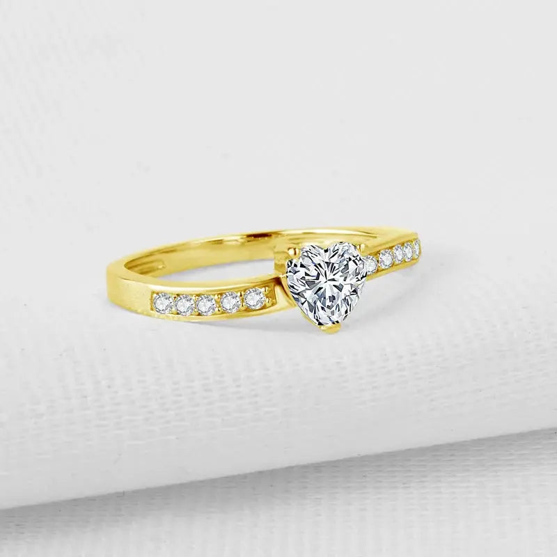 10k Yellow Gold Solitaire Heart Moissanite Ring 0.5 ct Moissanite Engagement Rings & Jewelry | Luxus Moissanite