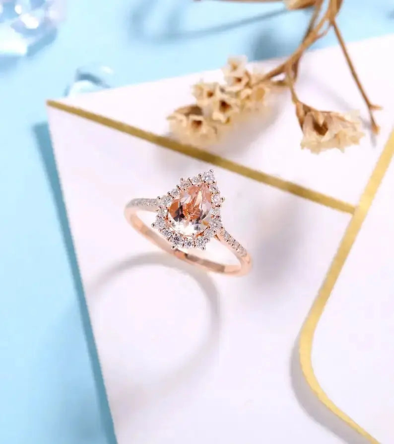 14K ROSE GOLD PEAR CUT HALO ENGAGEMENT RING 1.25ct Moissanite Engagement Rings & Jewelry | Luxus Moissanite