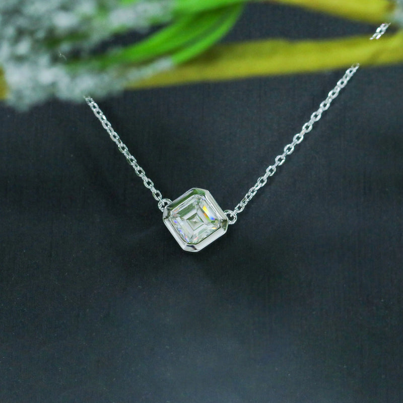 1.07 Carat Asscher Cut Diamond Necklace