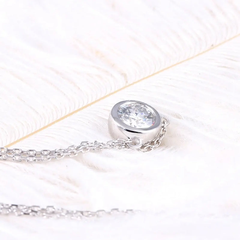 14k White Gold Moissanite Necklace 0.5ct Moissanite Engagement Rings & Jewelry | Luxus Moissanite