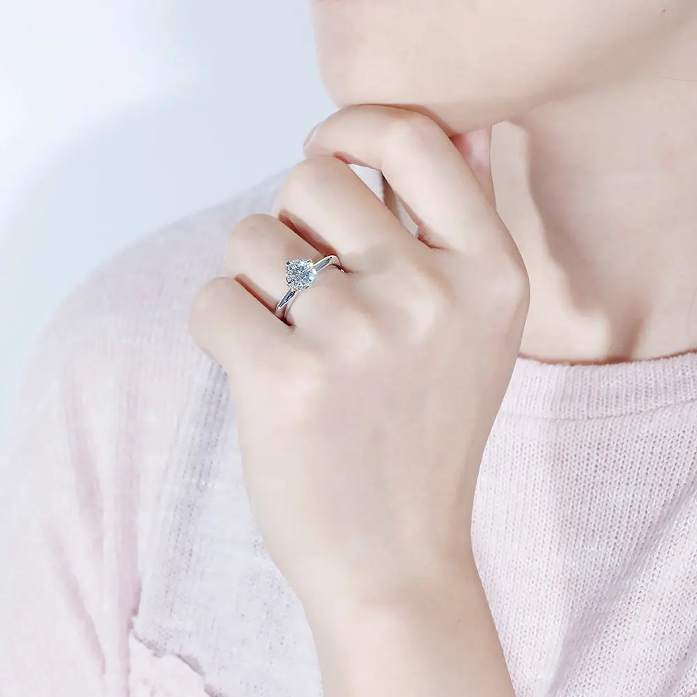 14k White Gold Vintage Moissanite Ring 1ct Center Stone Moissanite Engagement Rings & Jewelry | Luxus Moissanite Vintage Style White Gold Engagement Ring
