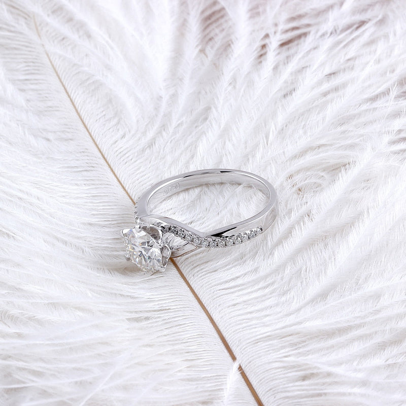 18k White Gold Moissanite Ring 1ct or 0.5ct Center Stone Moissanite Engagement Rings & Jewelry | Luxus Moissanite