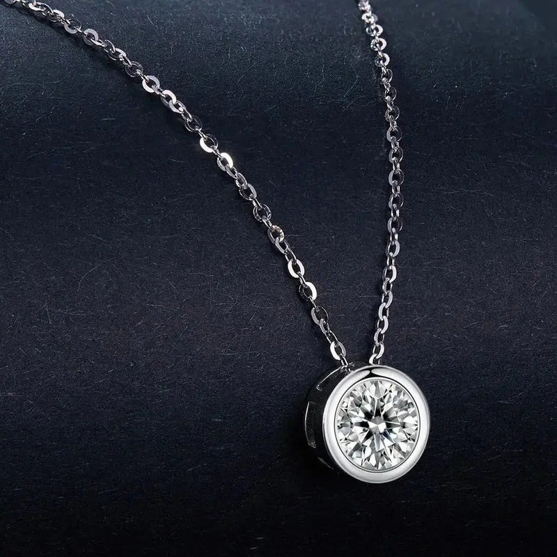 5 STONE 925 SILVER MOISSANITE NECKLACE 1.5CTW Moissanite Engagement Rings & Jewelry | Luxus Moissanite