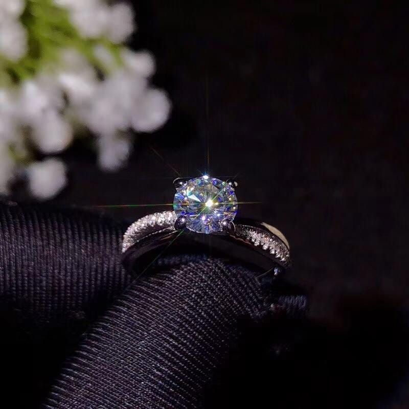 Platinum Plated Silver Dual Band Moissanite Ring 1ct Moissanite Engagement Rings & Jewelry - Dual Band | Luxus Moissanite