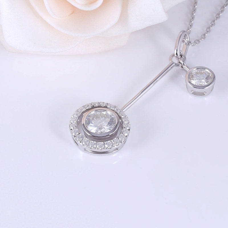 Platinum Plated Silver Moissanite Necklace 1ct Main Stone 0.5ct Secondary Stone Moissanite Engagement Rings & Jewelry | Luxus Moissanite