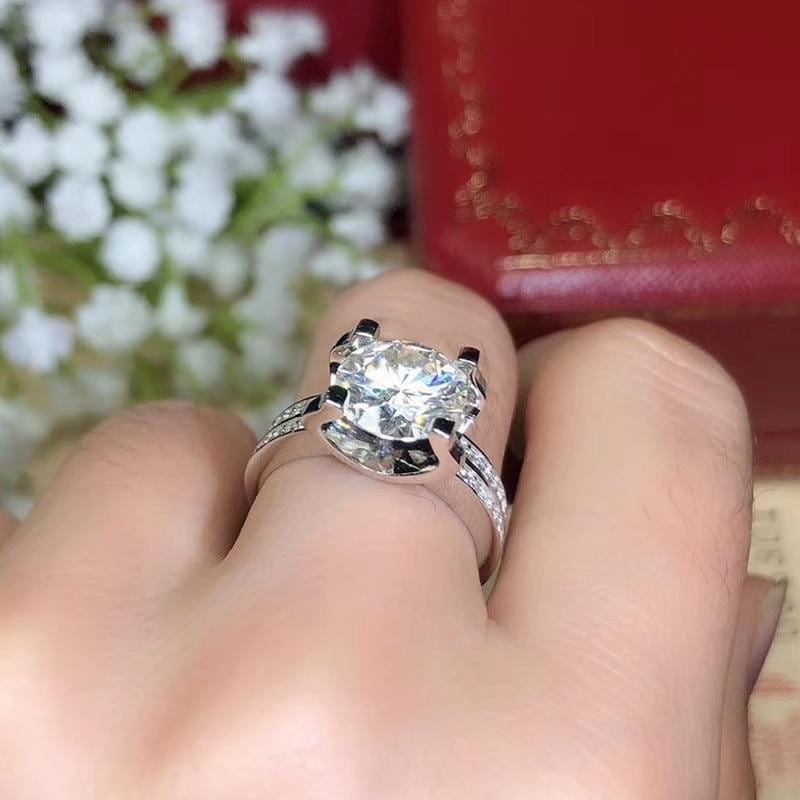 Platinum Plated Silver Moissanite Ring 2ct-3ct Center Stone Moissanite Engagement Rings & Jewelry | Luxus Moissanite
