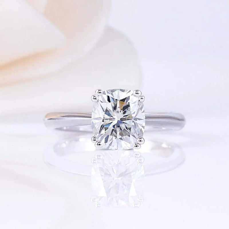 Platinum Plated Silver Solitaire Moissanite Ring 2ct Moissanite Engagement Rings & Jewelry | 2 carat moissanite ring | Luxus Moissanite