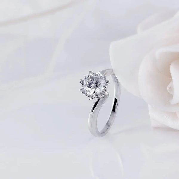 Platinum Plated Silver Twisted Solitaire Moissanite Ring 1ct Moissanite Engagement Rings & Jewelry | Luxus Moissanite