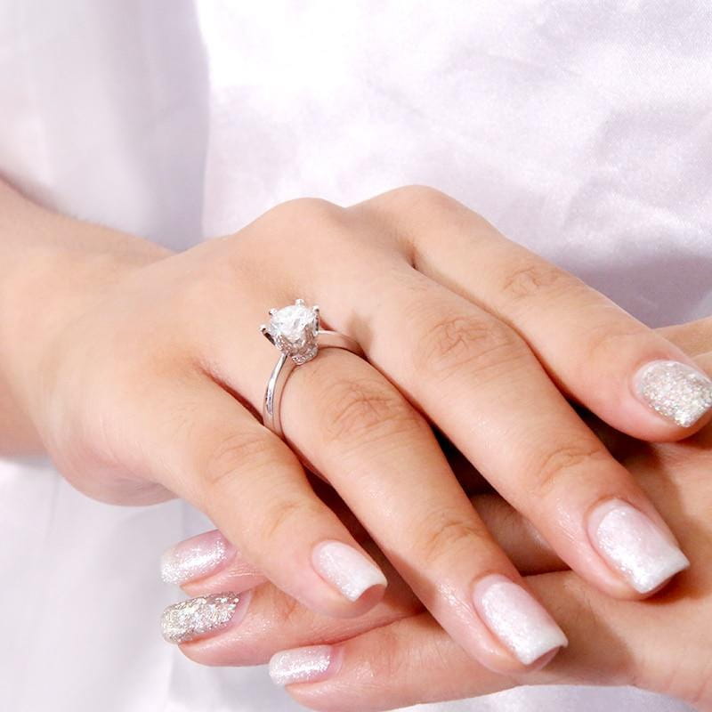 Platinum Plated Silver Vintage Moissanite Ring 1ct Center Stone Moissanite Engagement Rings & Jewelry | Luxus Moissanite