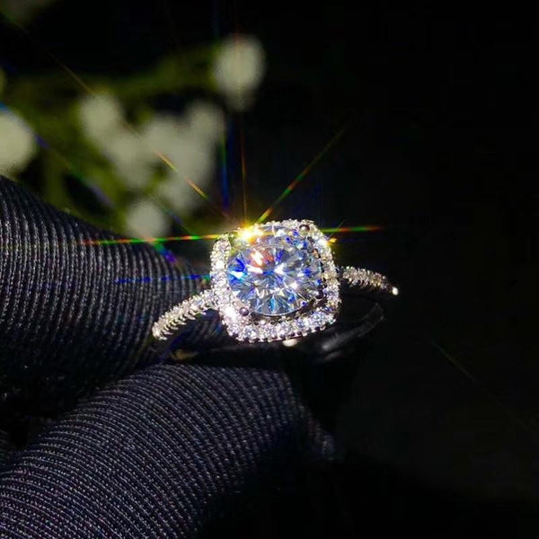 White Gold Plated Silver Halo Moissanite Ring 1ct Center Stone Moissanite Engagement Rings & Jewelry - High Quality Ring| Luxus Moissanite