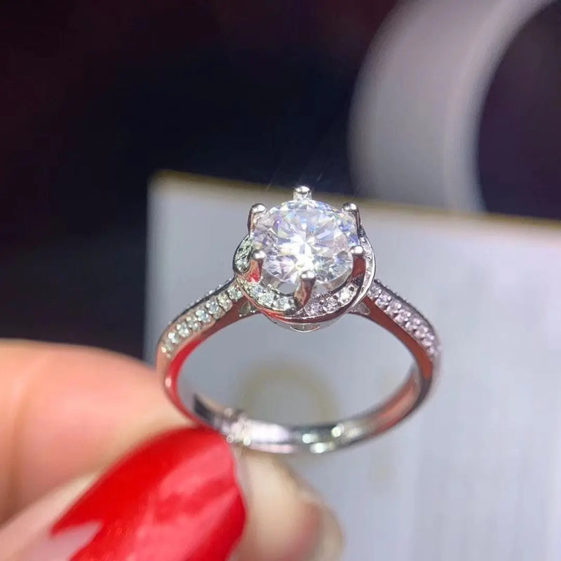 White Gold Plated Silver Halo Moissanite Ring 1ct Center Stone Moissanite Engagement Rings & Jewelry - Cool Engagement Ring| Luxus Moissanite