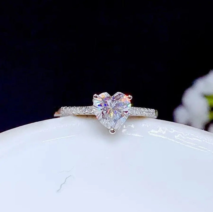 Heart cut hot sale engagement ring