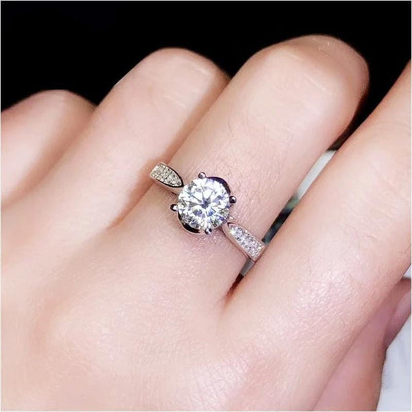 White Gold Plated Silver Moissanite Ring 1ct Moissanite Engagement Rings & Jewelry -  Moissanite Ring for Sale | Luxus Moissanite