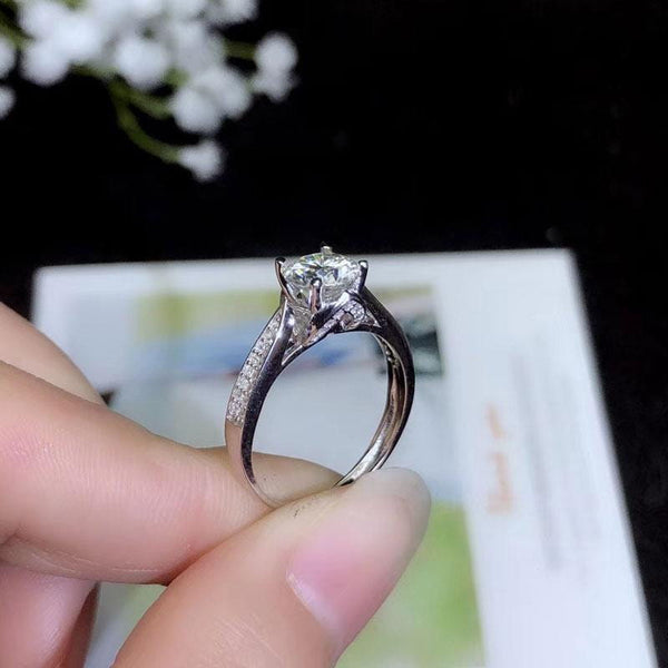 White Gold Plated Silver Moissanite Ring 1ct Moissanite Engagement Rings & Jewelry -  Moissanite Ring for Sale | Luxus Moissanite