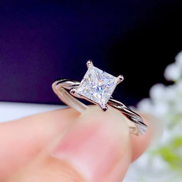 White Gold Plated Silver Princess Cut Moissanite Ring 1ct Moissanite Engagement Rings & Jewelry | Luxus Moissanite